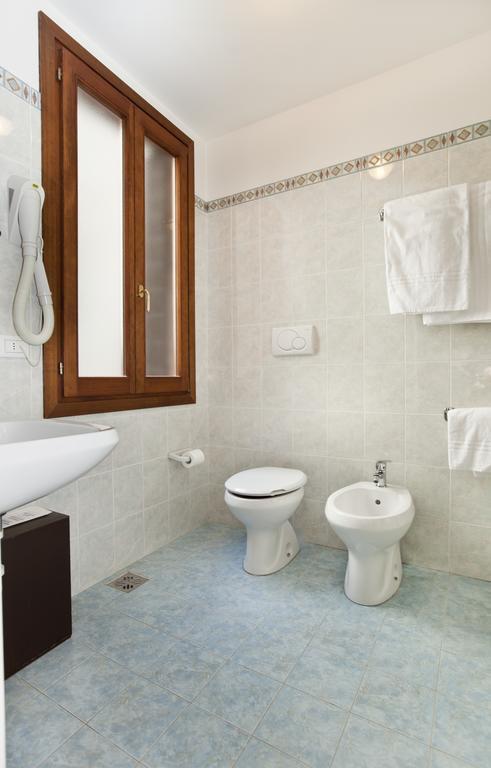Hotel San Fantin Veneţia Cameră foto