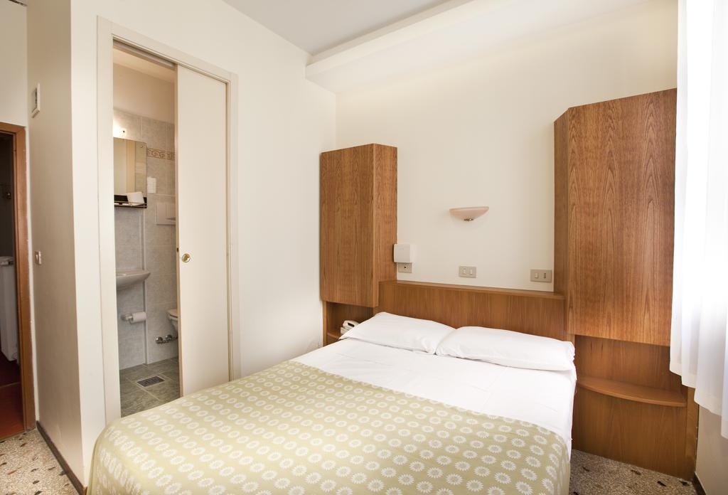 Hotel San Fantin Veneţia Cameră foto